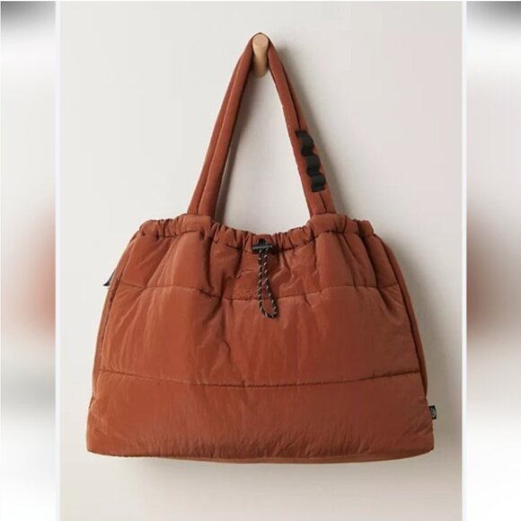 Free People NWT Cool & Cozy Brown Tote Weekender Lightweight Bag - Picture 1 of 9